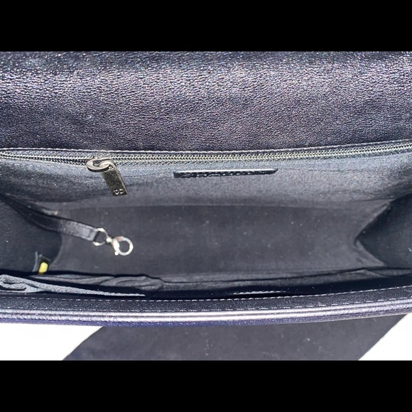 Chanel Jumbo Le Boy in Caviar Leather - Picture 12 of 12